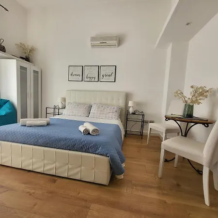 Living Marina Bed & Breakfast Cagliari