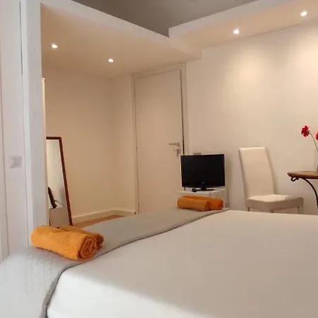 Bed & Breakfast Living Marina